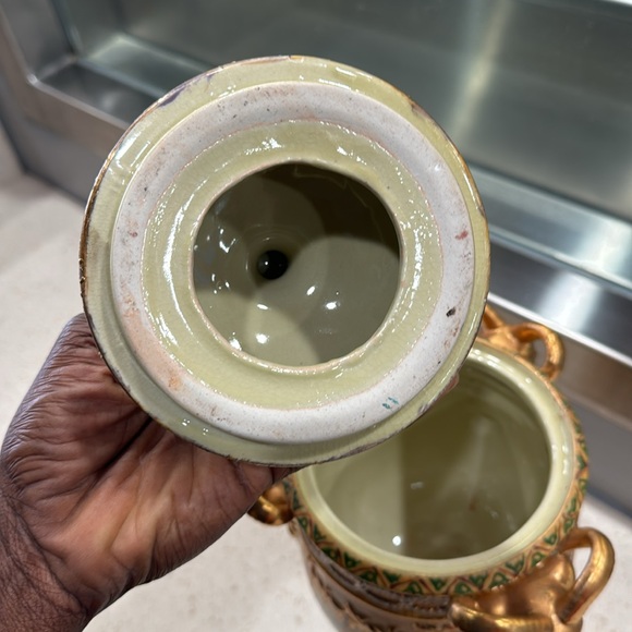 VINTAGE ROYAL SATSUMA VASE, TRIPLE HANDLE, HAND PAINTED, JAPANESE - Picture 6 of 11